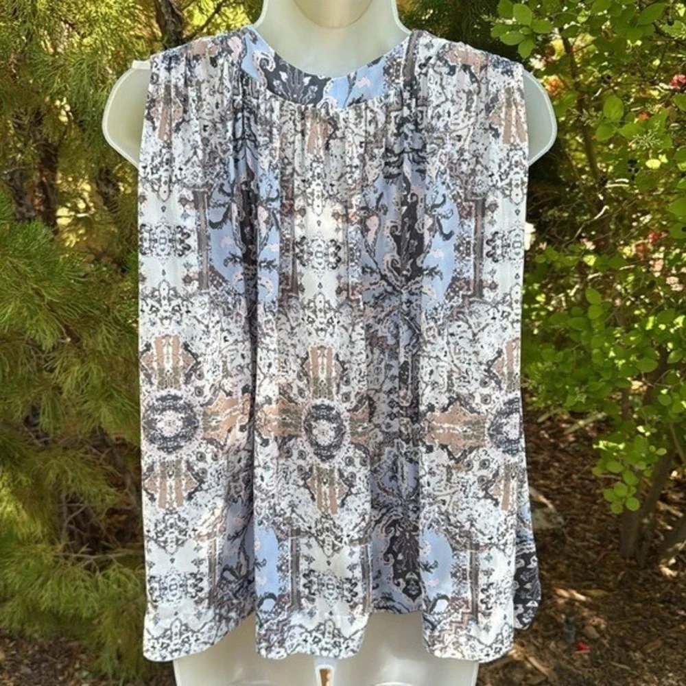 Free People Medallion Print V-Neck Sleeveless Blouse Blue Small